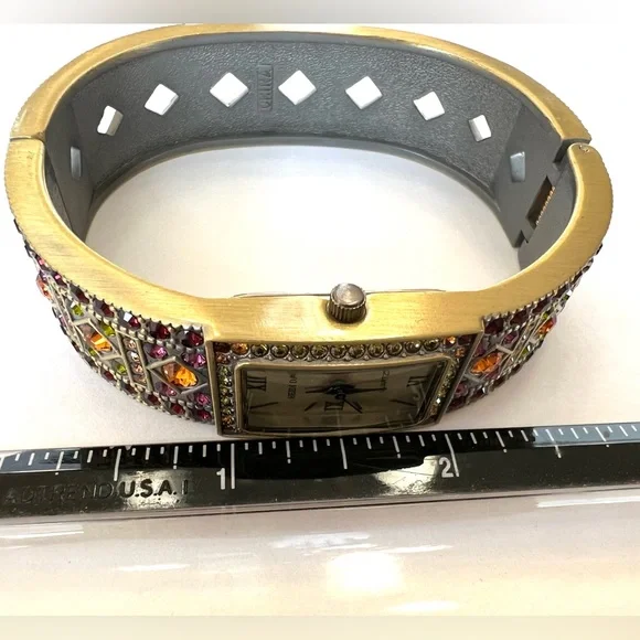 Heidi Daus Vintage “Pavé Crystal Bangle” watch bracelet EUC size S/M interior 8”